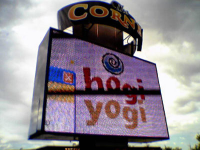 Malfunctioning Sign